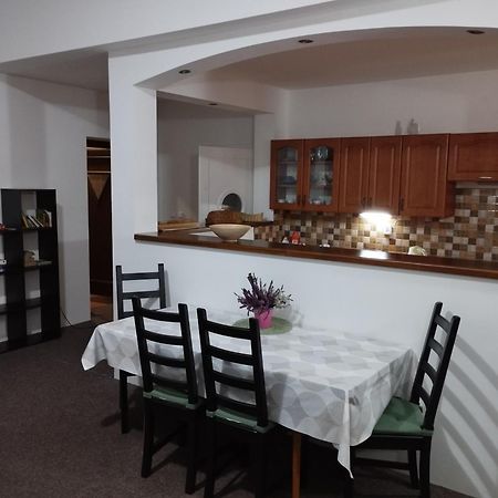 Apartmany Ceska Skola Lipova  Εξωτερικό φωτογραφία